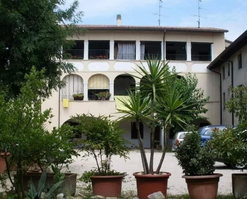 Antico Convento Apartamento Moniga del Garda Exterior foto